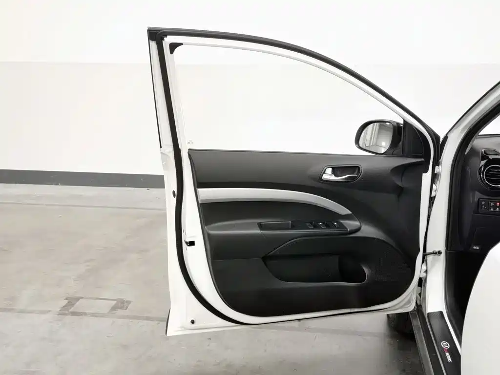 Kia KX1 — фото 8