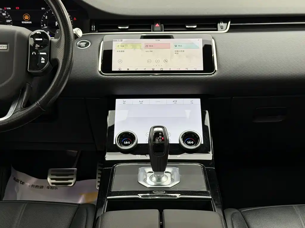 Land Rover Evoque — фото 25