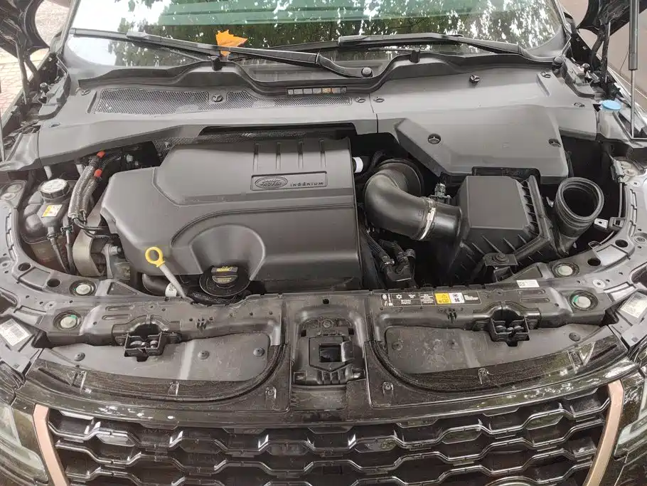 Land Rover Evoque — фото 10
