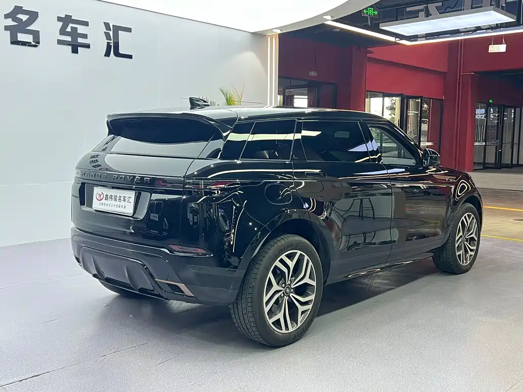Land Rover Evoque — фото 17