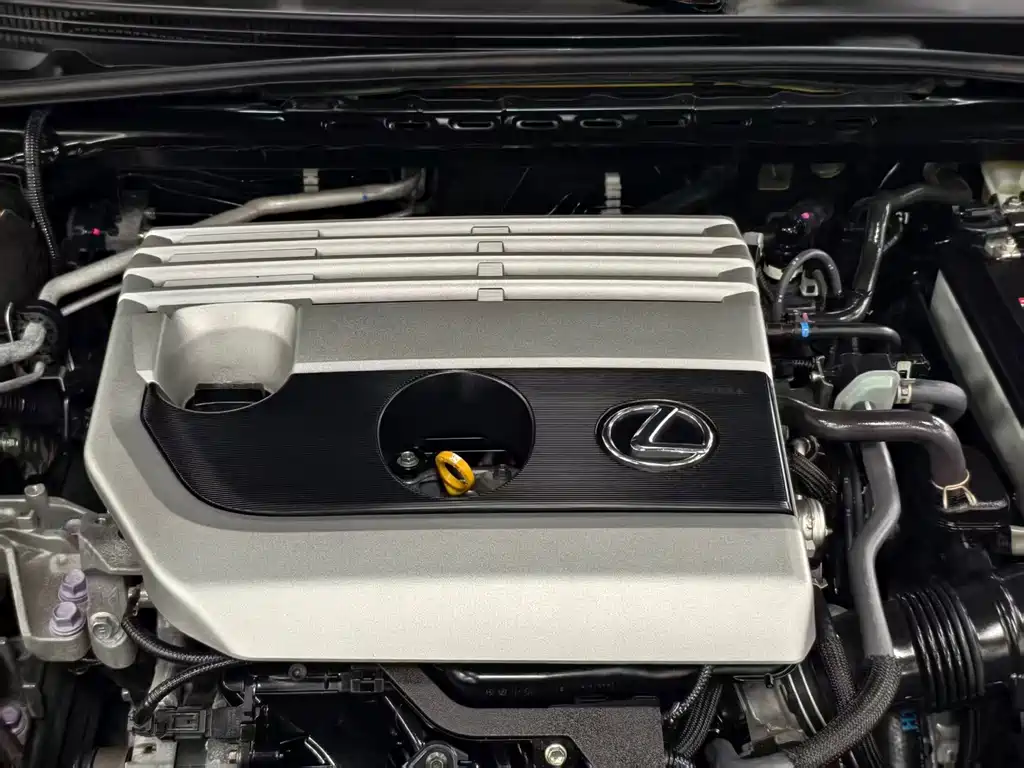 Lexus ES — фото 19