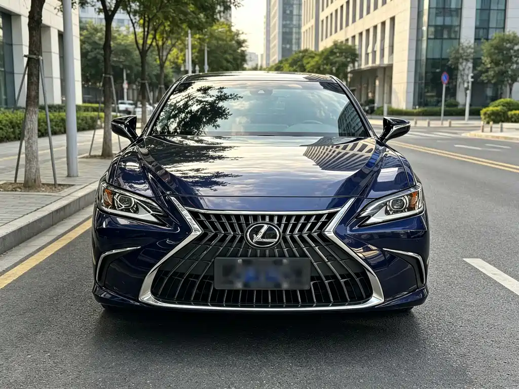 Lexus ES — фото 2