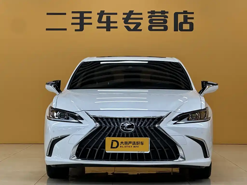 Lexus ES — фото 2