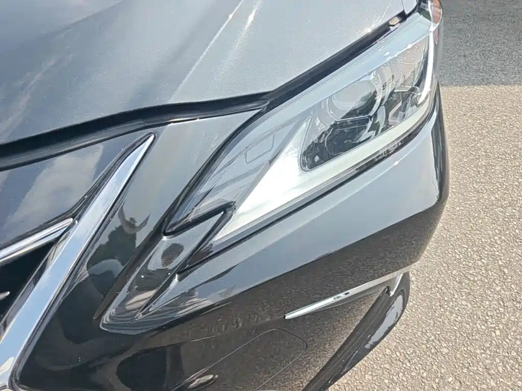 Lexus ES — фото 23