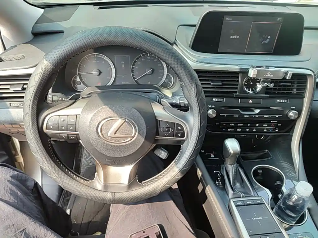 Lexus RX — фото 9