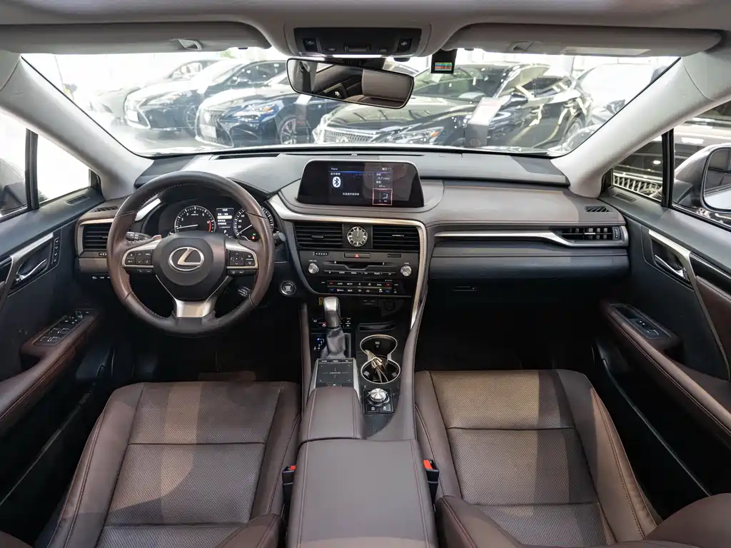 Lexus RX — фото 13