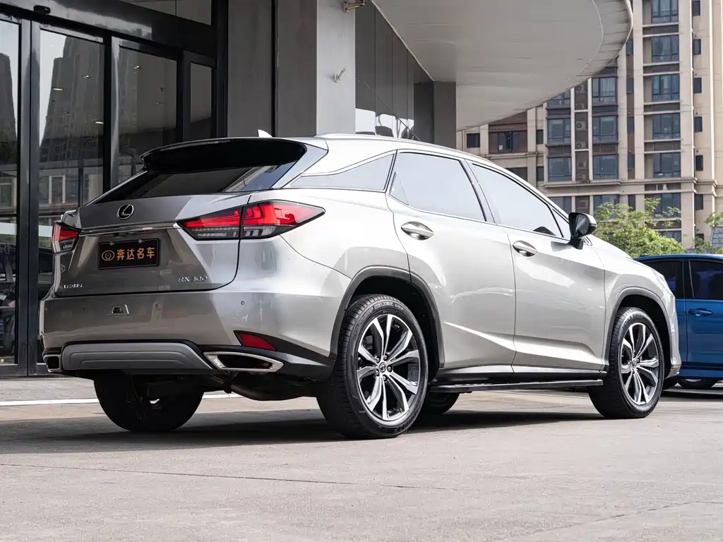 Lexus RX — фото 3