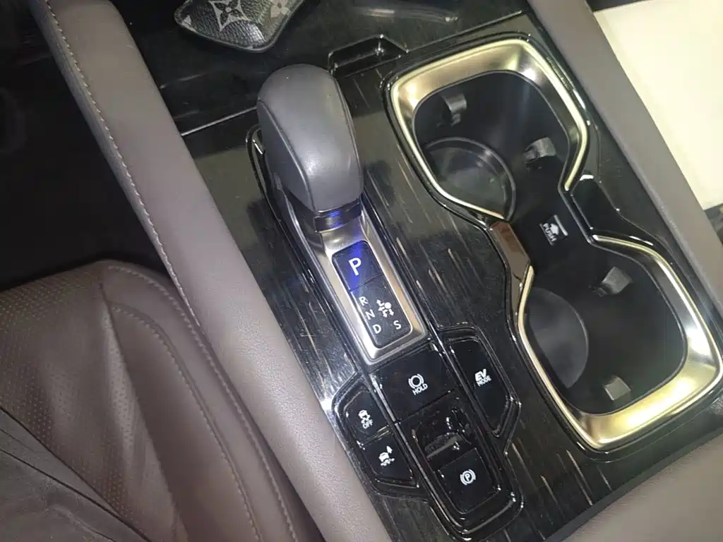 Lexus RX — фото 18