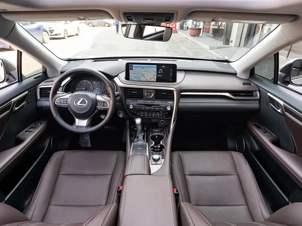 Lexus RX — фото 13