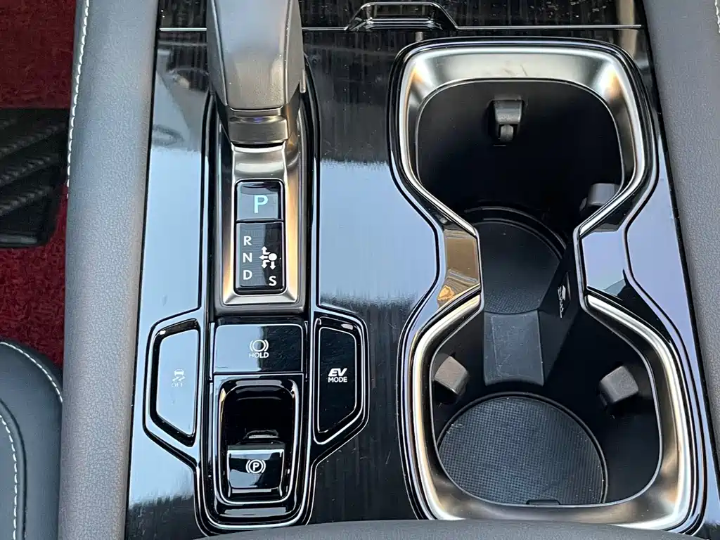 Lexus RX — фото 15