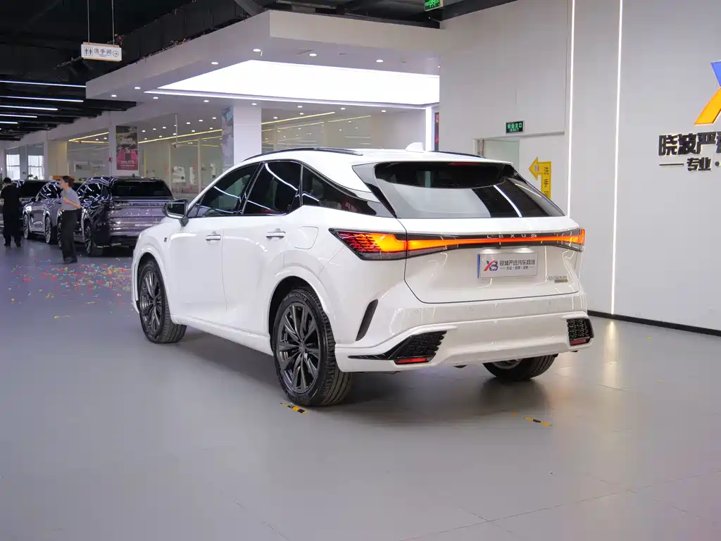 Lexus RX — фото 2
