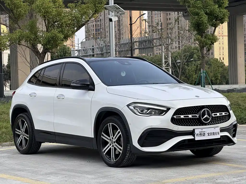 Mercedes-Benz GLA — фото 3