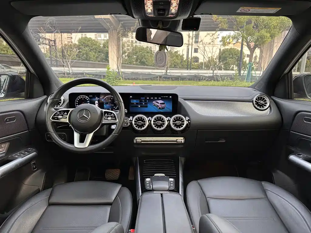Mercedes-Benz GLA — фото 5