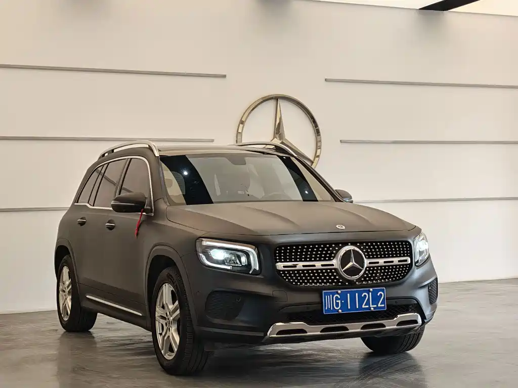 Mercedes-Benz GLB — фото 3