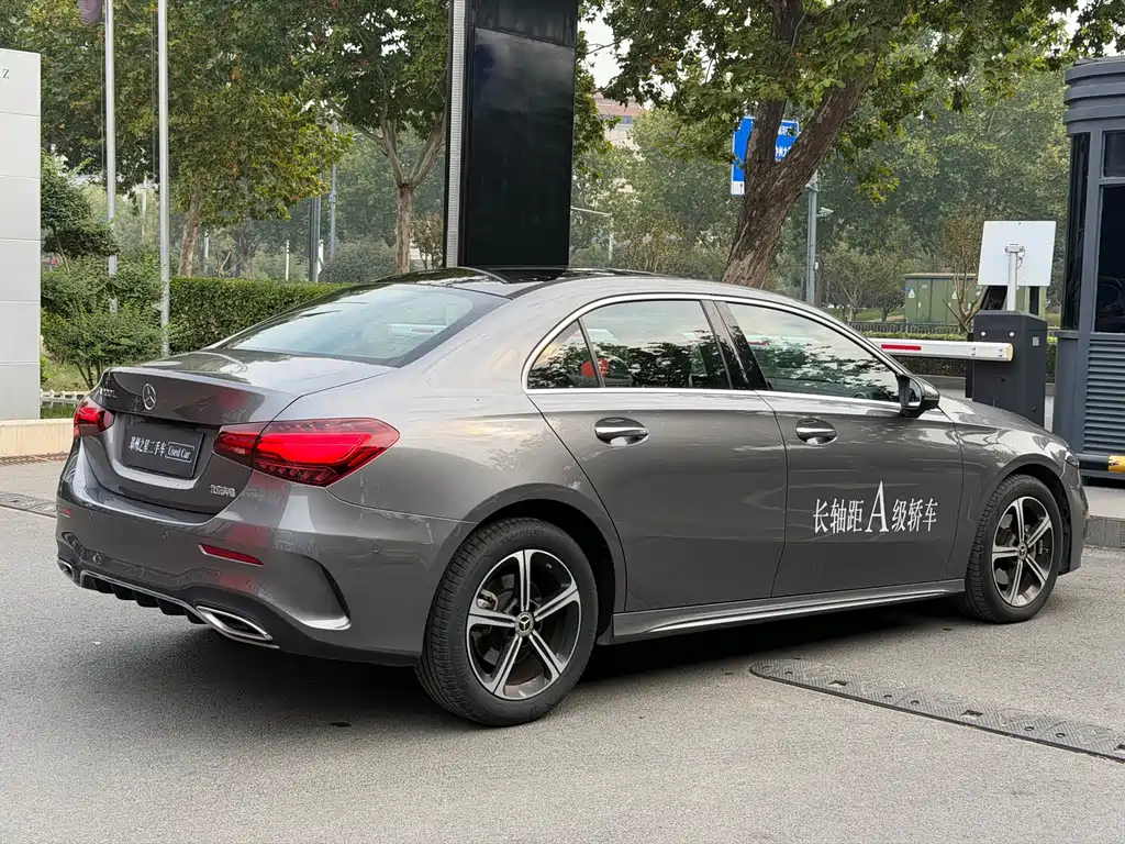 Mercedes-Benz A-Class — фото 10
