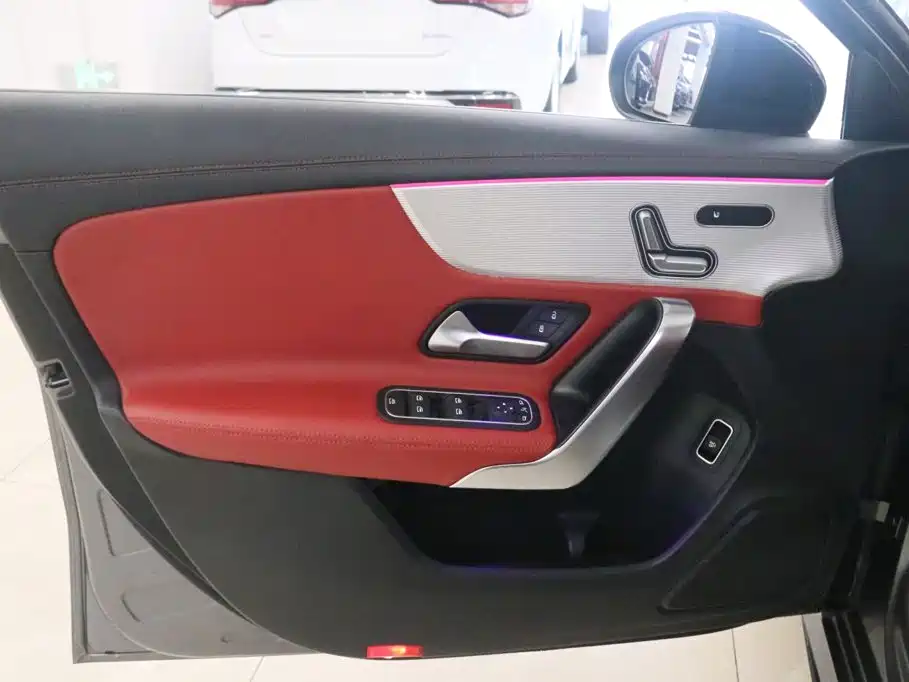 Mercedes-Benz A-Class AMG — фото 11
