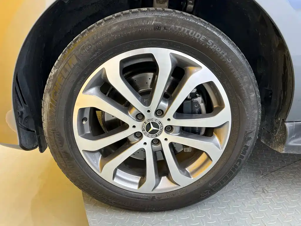 Mercedes-Benz GLE (Import) — фото 10