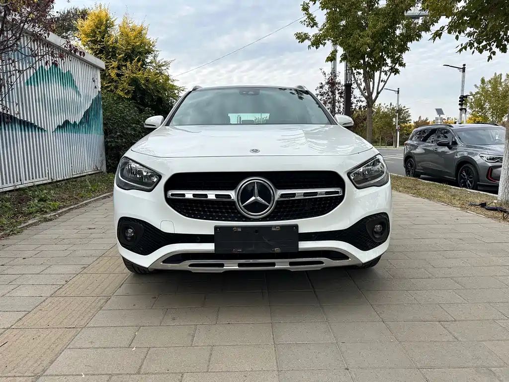 Mercedes-Benz GLA — фото 3