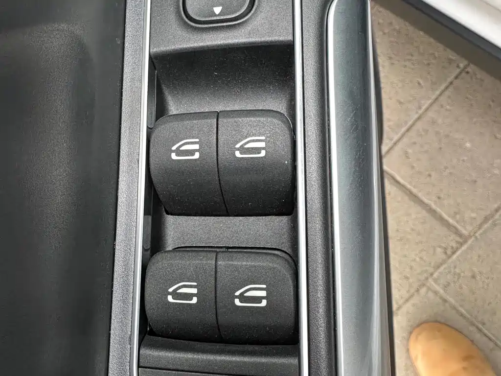 Mercedes-Benz GLA — фото 10