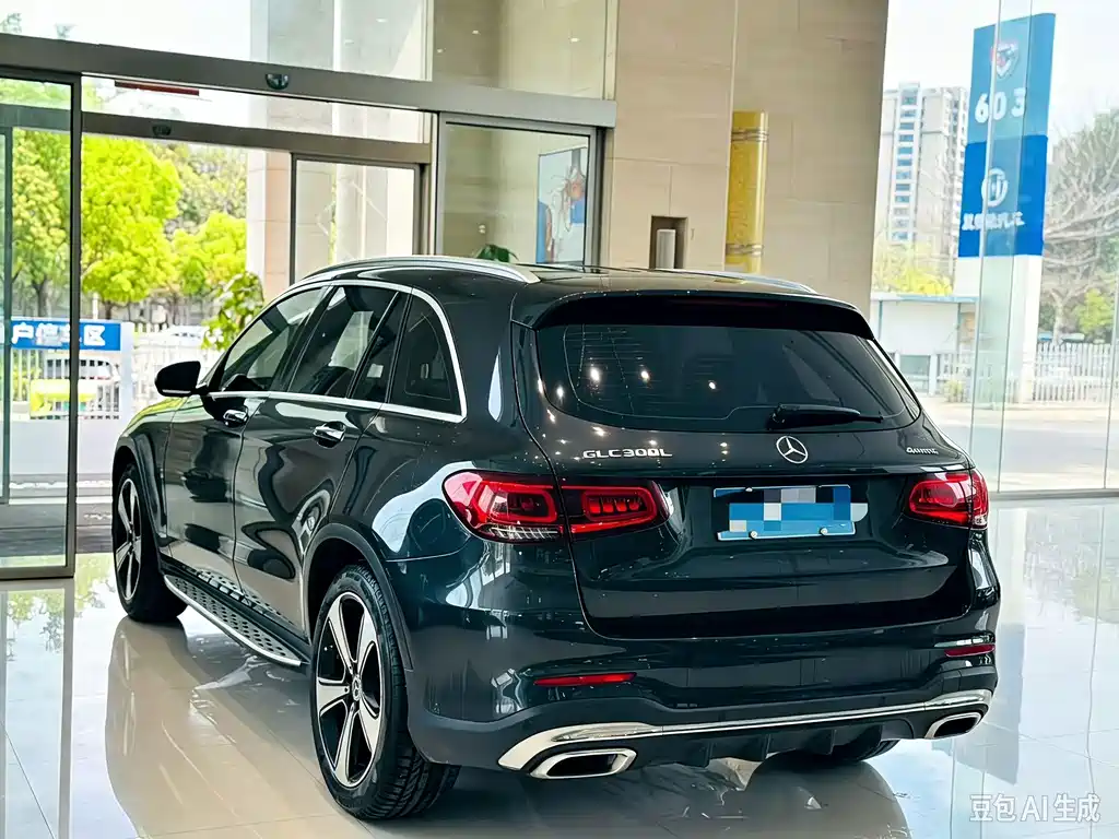 Mercedes-Benz GLC — фото 9