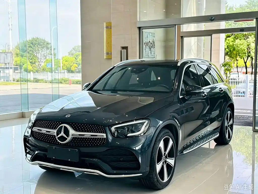 Mercedes-Benz GLC — фото 1