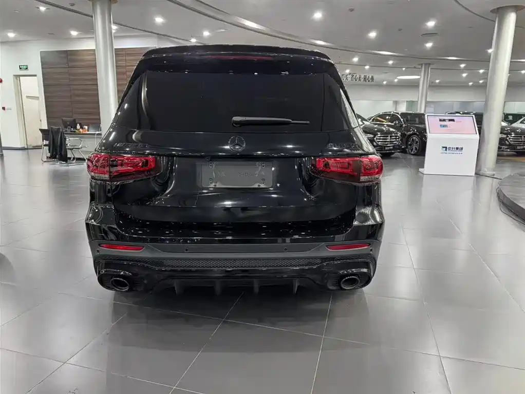 Mercedes-Benz GLB AMG — фото 4