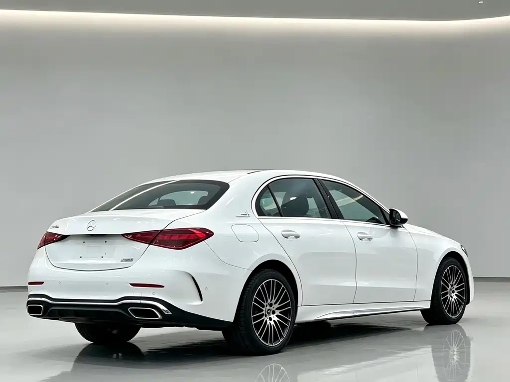 Mercedes-Benz C-Class — фото 9