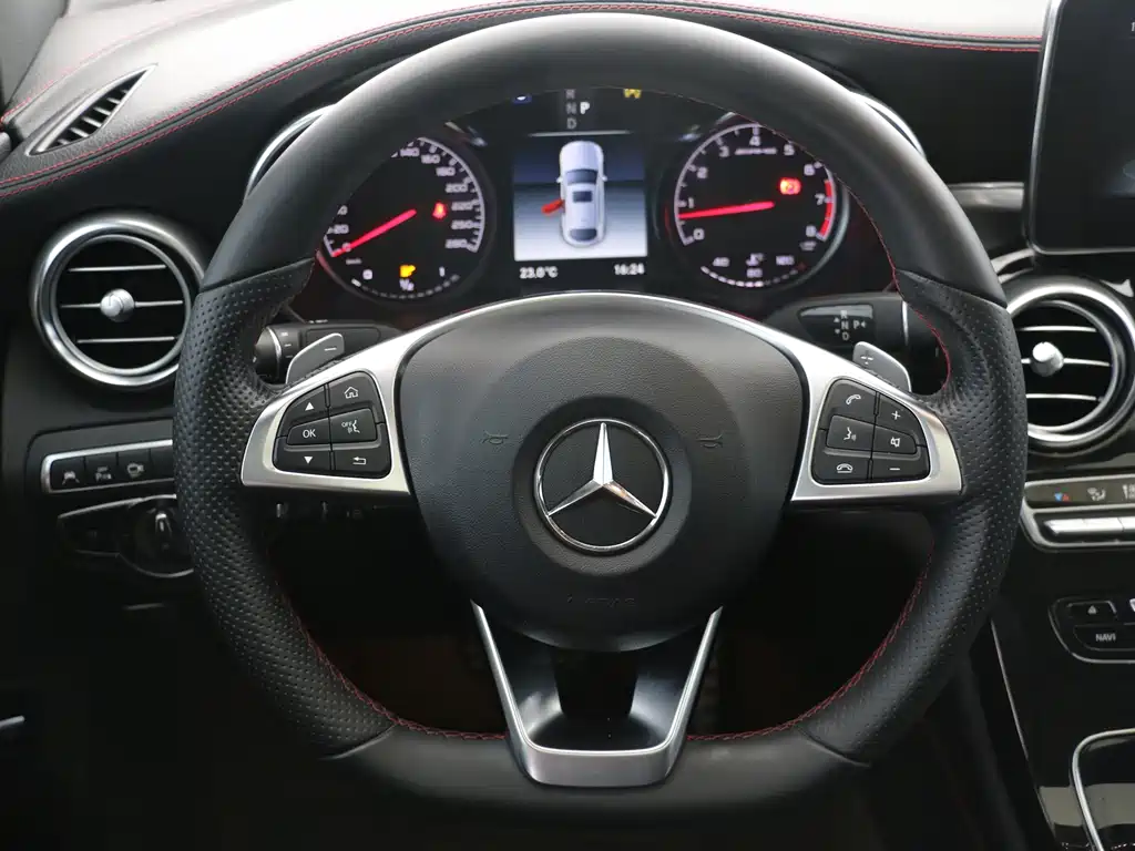 Mercedes-Benz GLC Coupe AMG — фото 5