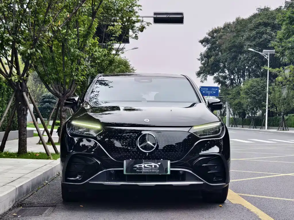 Mercedes-Benz EQE SUV — фото 2
