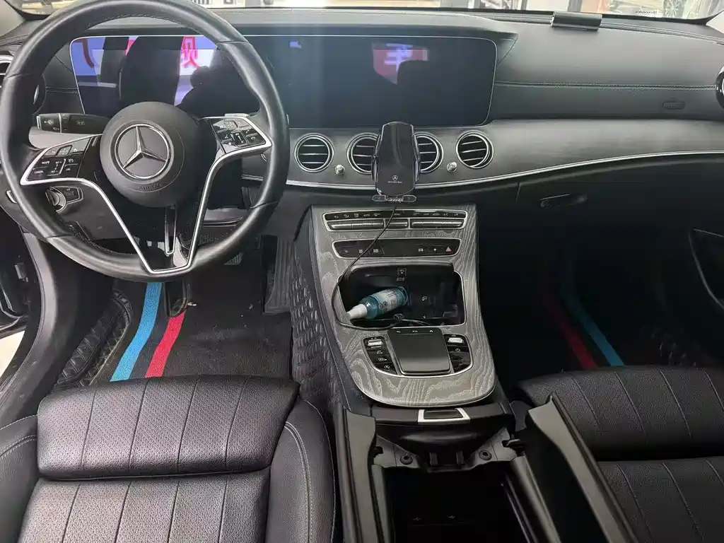Mercedes-Benz E-Class — фото 4