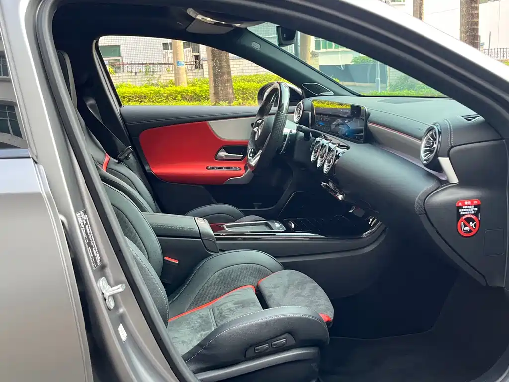 Mercedes-Benz A-Class AMG (Import) — фото 11