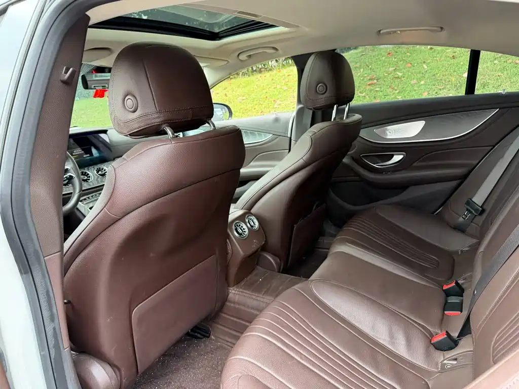 Mercedes-Benz CLS — фото 11