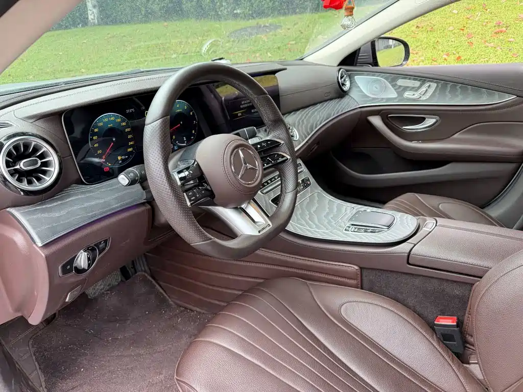 Mercedes-Benz CLS — фото 7