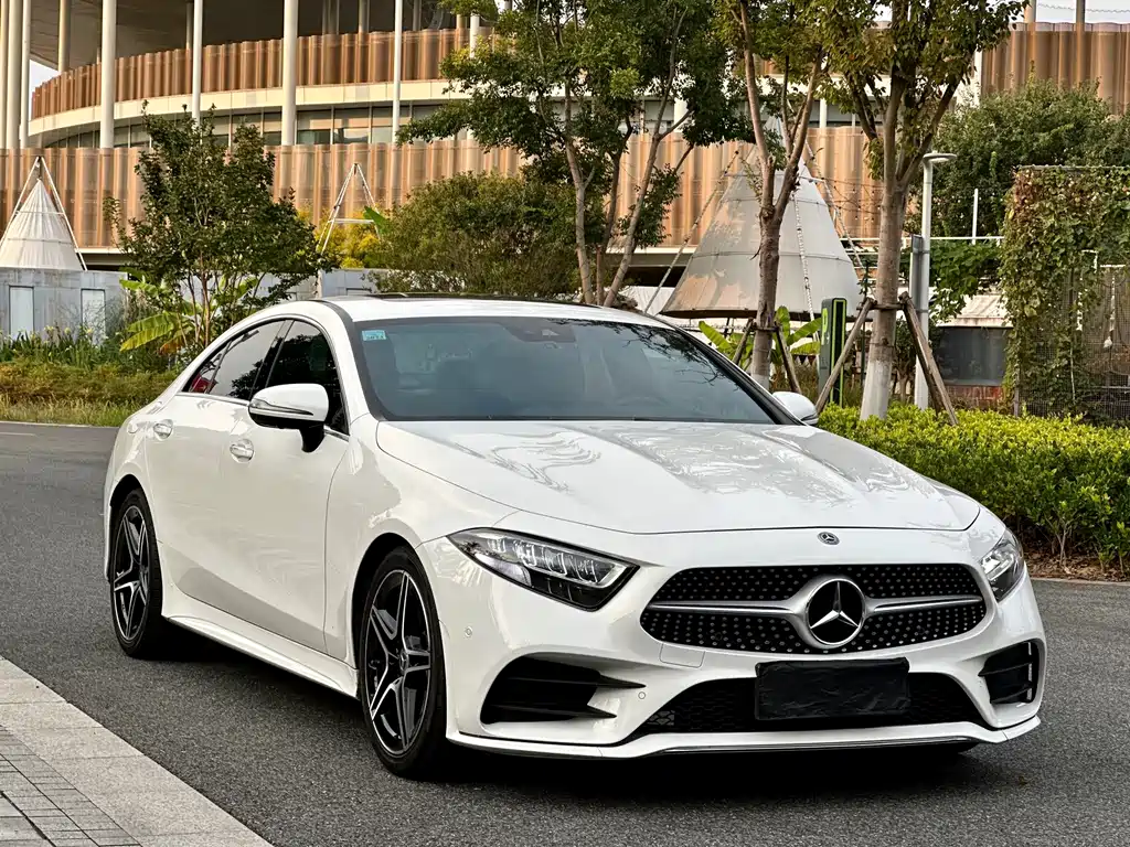 Mercedes-Benz CLS — фото 3