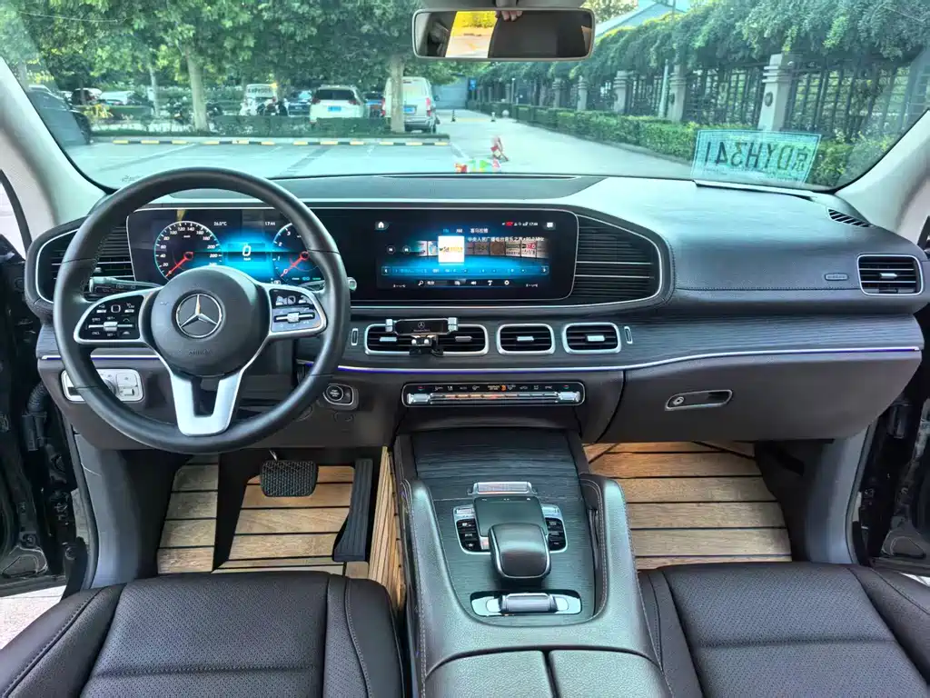 Mercedes-Benz GLE (Import) — фото 8