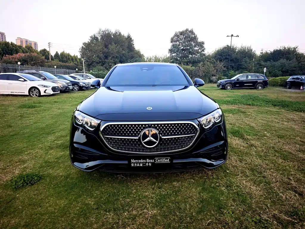 Mercedes-Benz E-Class (Import) — фото 2
