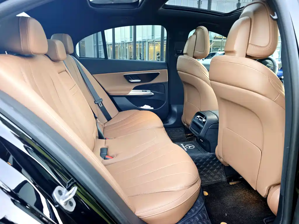Mercedes-Benz E-Class (Import) — фото 14