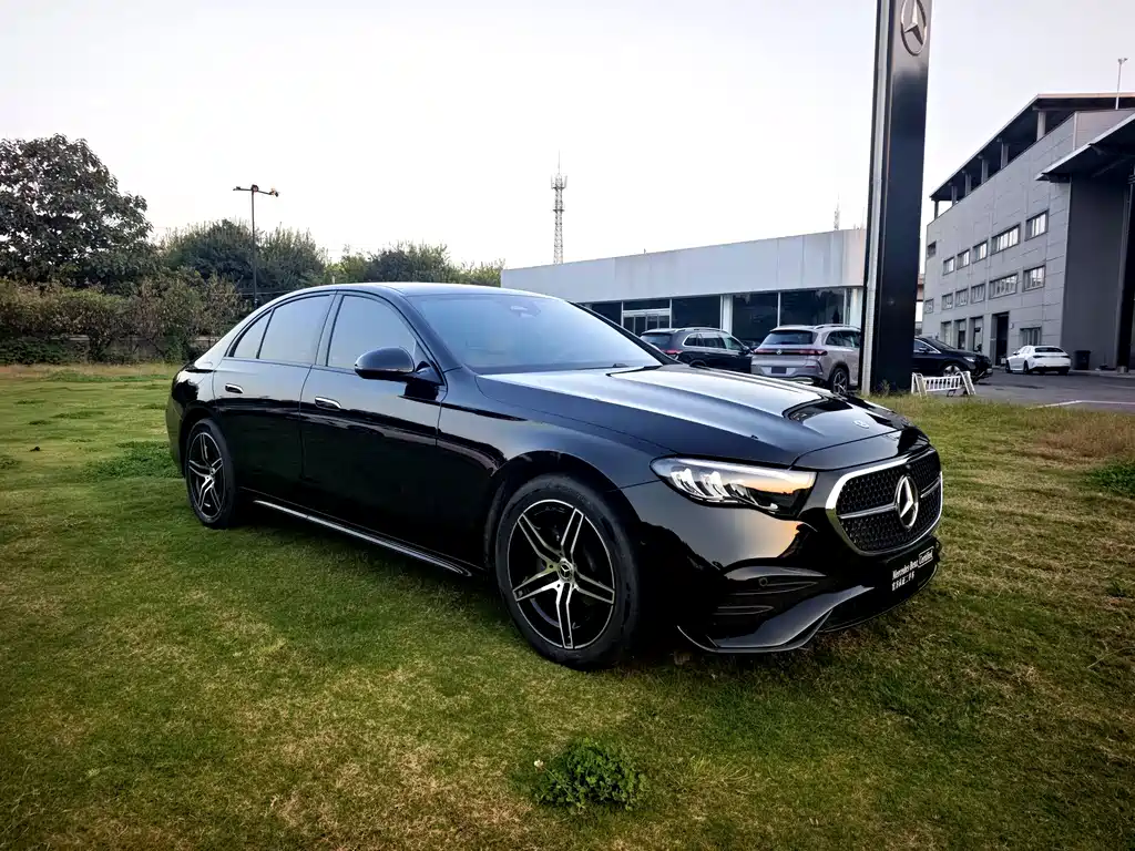 Mercedes-Benz E-Class (Import) — фото 3