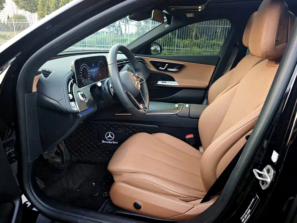 Mercedes-Benz E-Class (Import) — фото 10