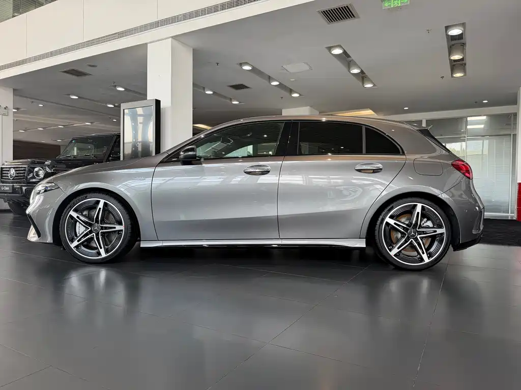 Mercedes-Benz A-Class AMG (Import) — фото 3