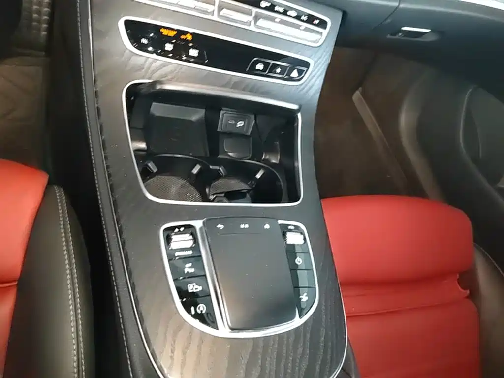 Mercedes-Benz E-Class (Import) — фото 13