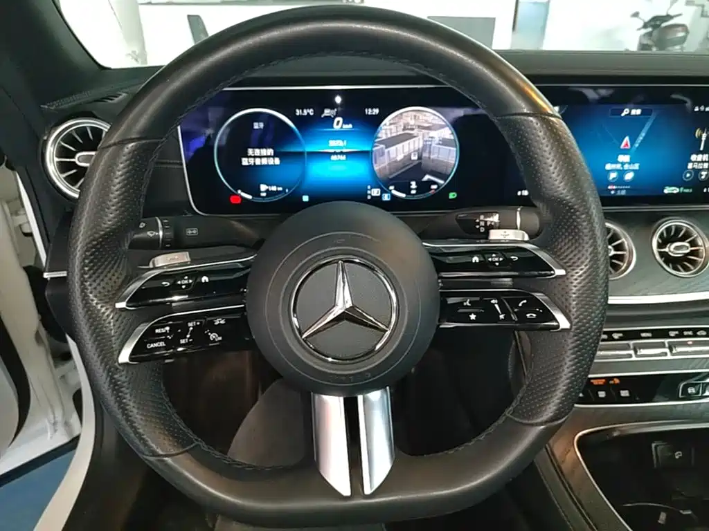 Mercedes-Benz E-Class (Import) — фото 10