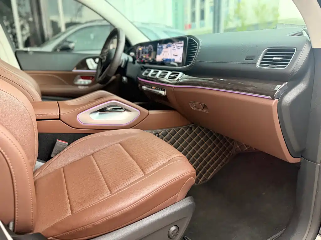 Mercedes-Benz GLE (Import) — фото 25