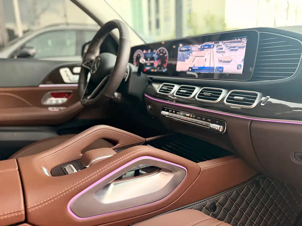 Mercedes-Benz GLE (Import) — фото 26