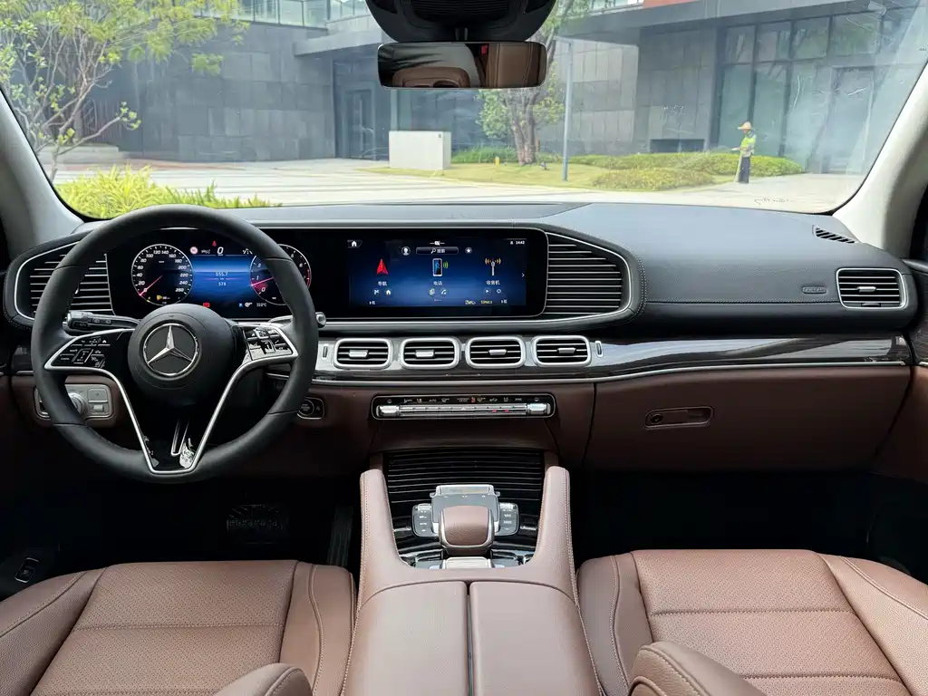 Mercedes-Benz GLE (Import) — фото 13
