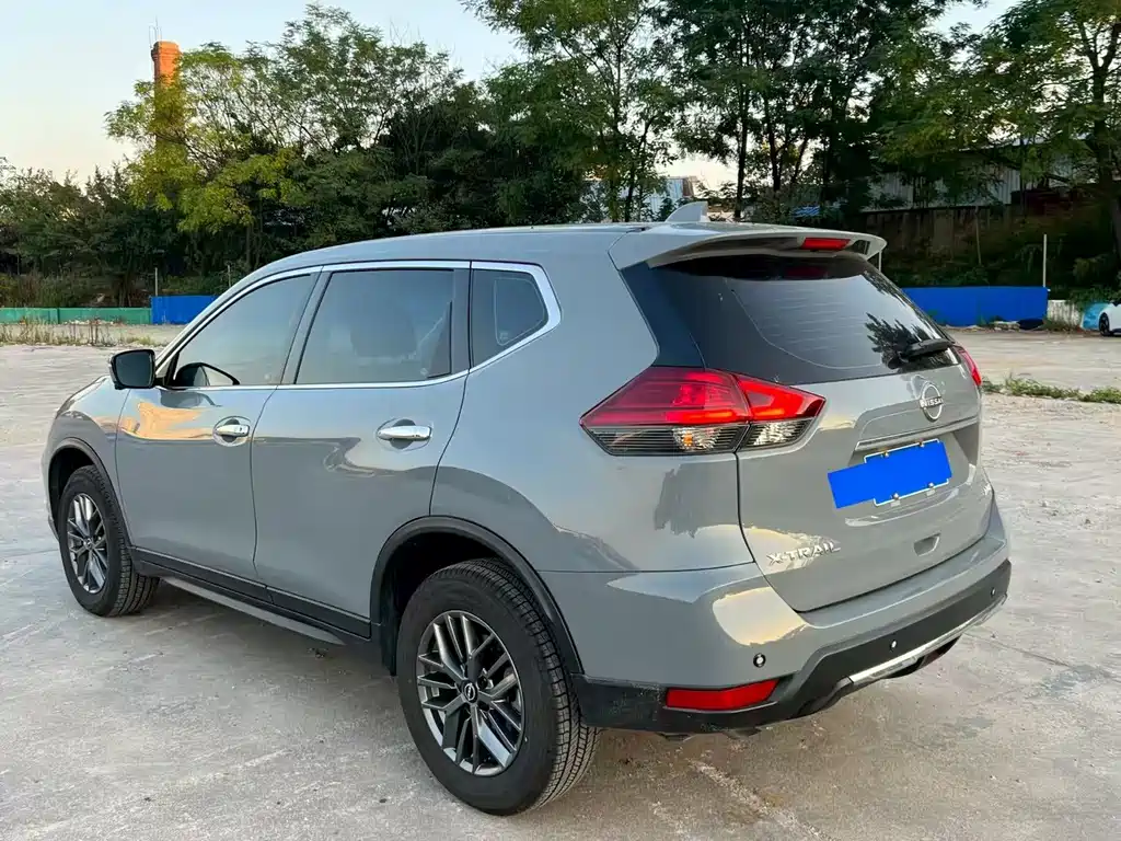 Nissan X-Trail — фото 4
