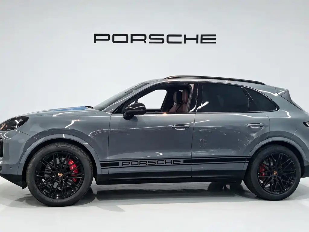 Porsche Cayenne — фото 3
