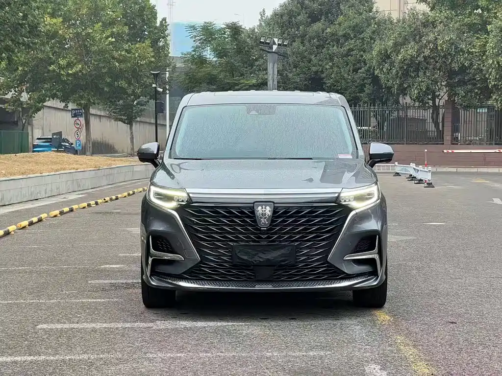 Roewe iMAX8 — фото 2