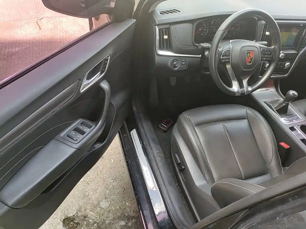 Roewe i6 Classic — фото 11