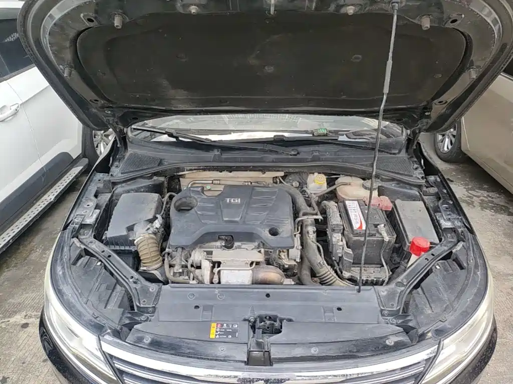 Roewe i6 Classic — фото 15